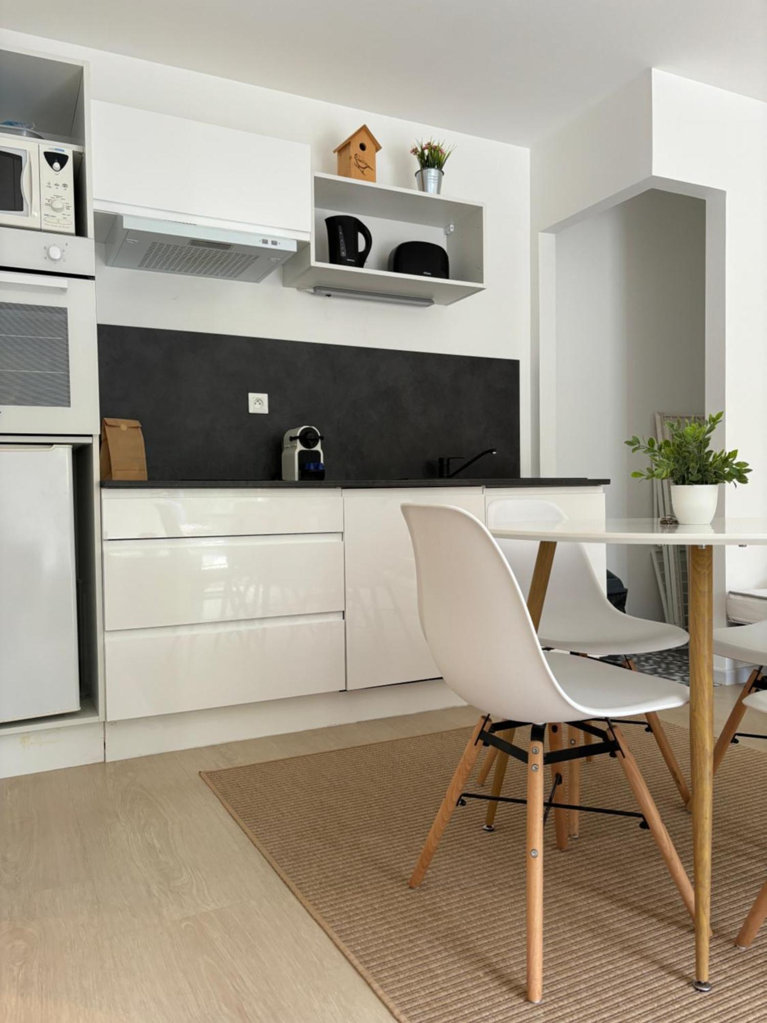 Des Pins Apartment
