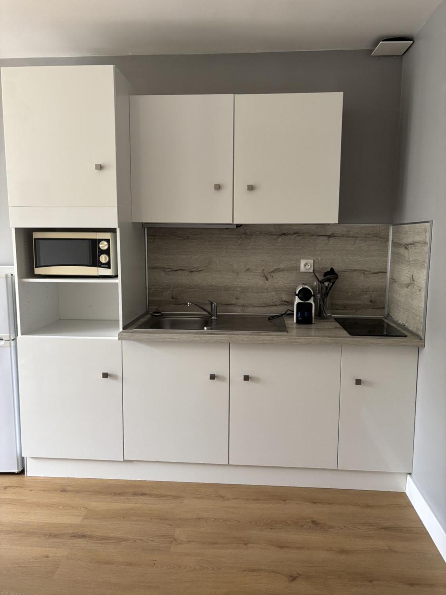 Des Pins Apartment *