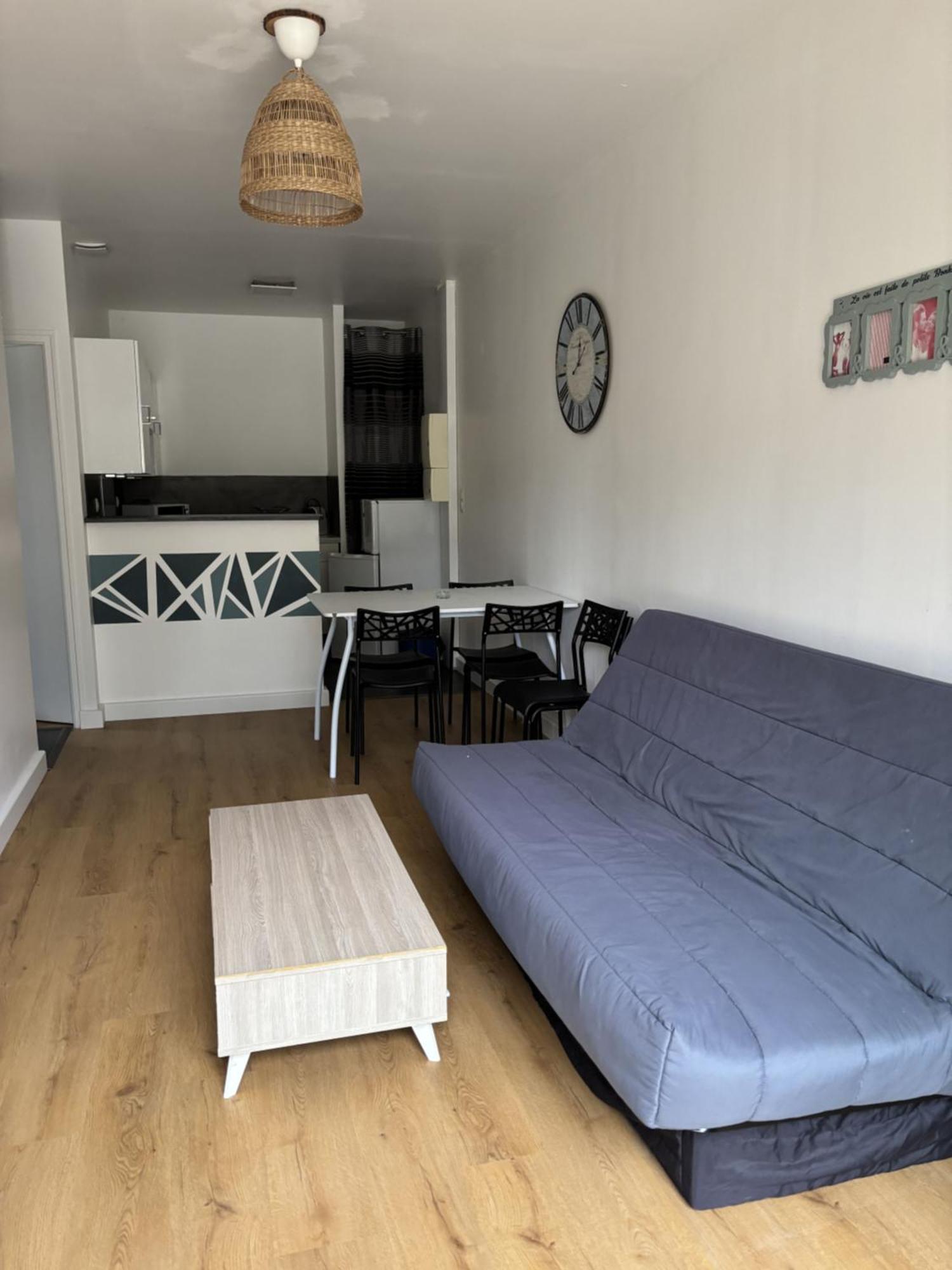 Des Pins Apartment